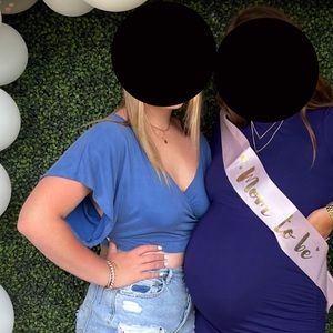 urban outfitters blue cropped shirt tie in front or back size m